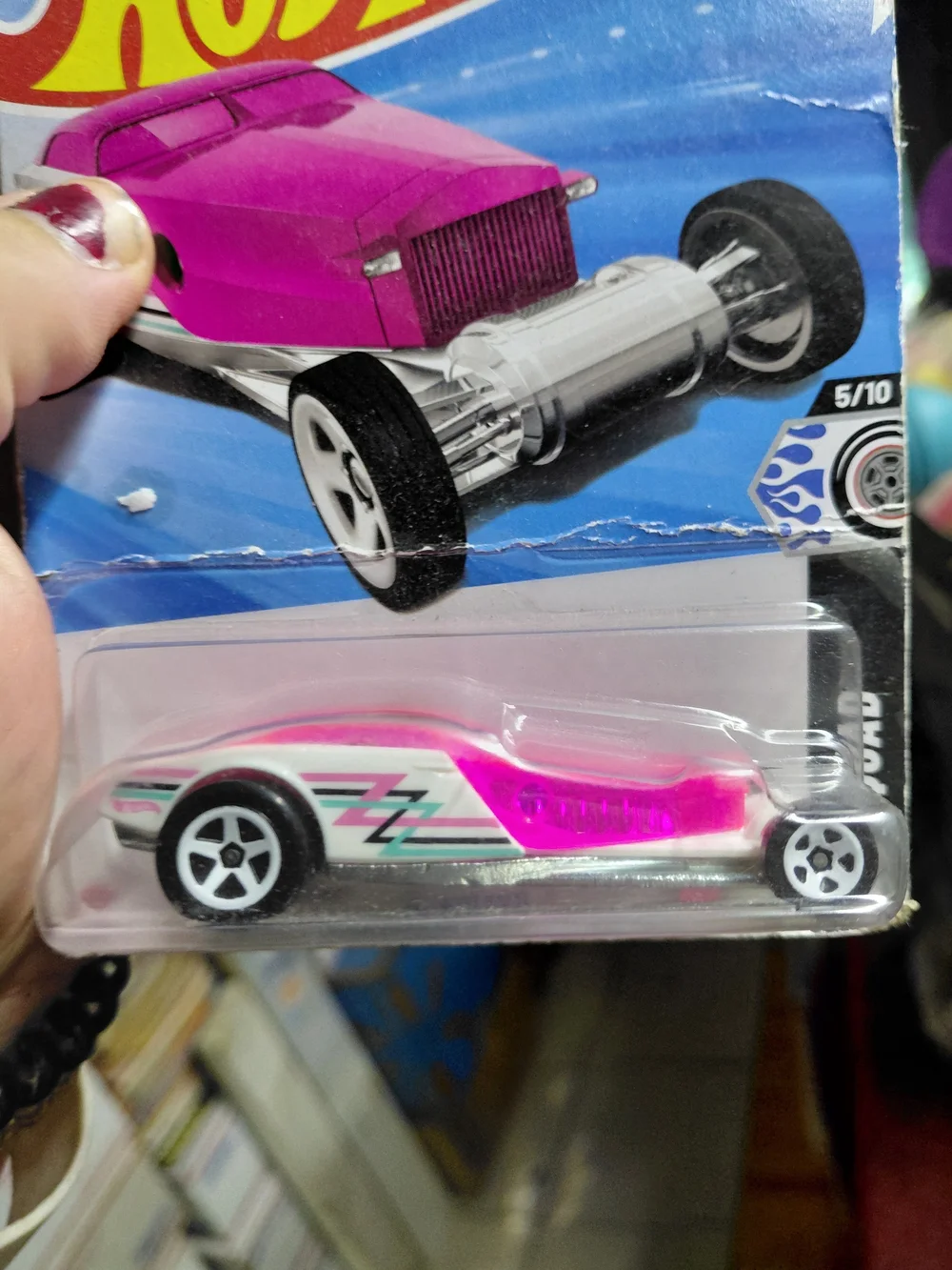 the Hot Wheels Hi-Roller (Pink/White variant) from the 2025 Rod Squad series (nu